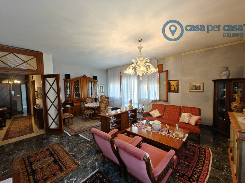 Immagine 19 di Casa indipendente in vendita  a Lusia