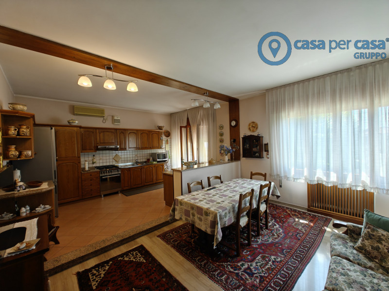 Immagine 20 di Casa indipendente in vendita  a Lusia