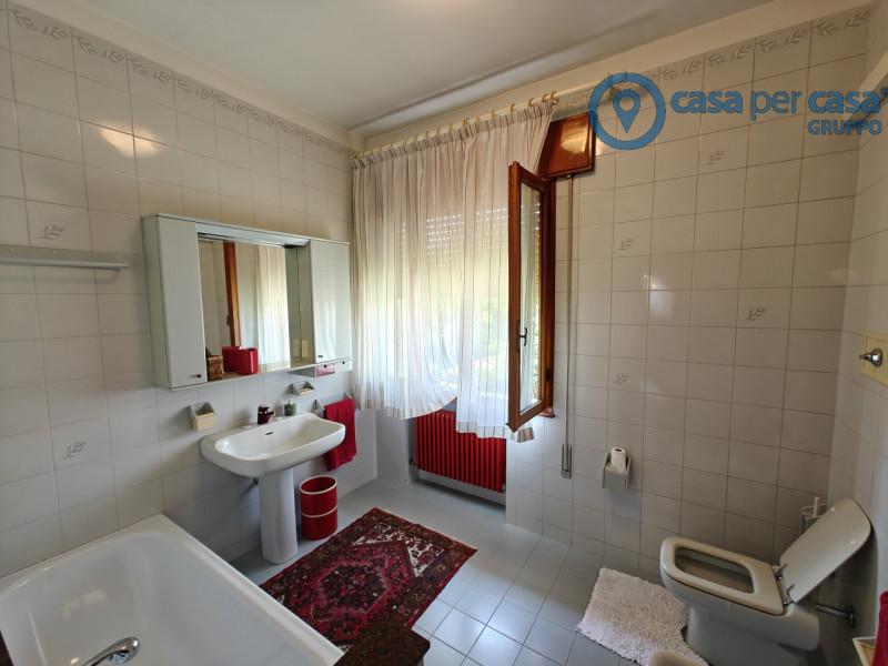 Immagine 24 di Casa indipendente in vendita  a Lusia