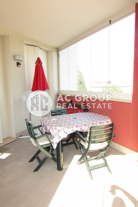 Immagine 14 di Appartamento in vendita  a Saronno