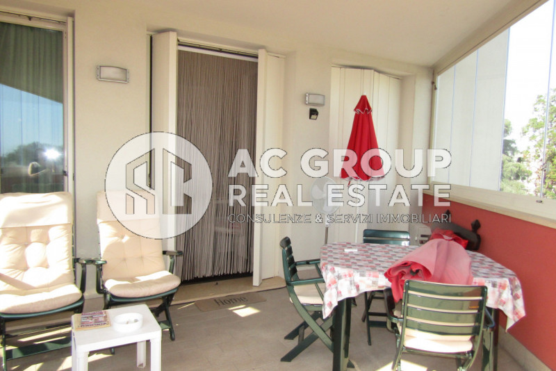 Immagine 15 di Appartamento in vendita  a Saronno