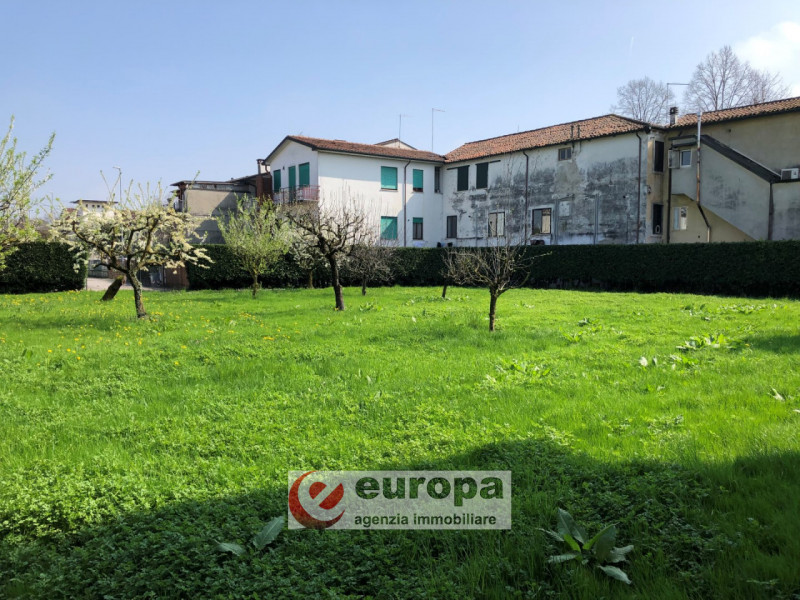 Immagine 6 di Casa indipendente in vendita  in Str. Postumia, 225 a Vicenza