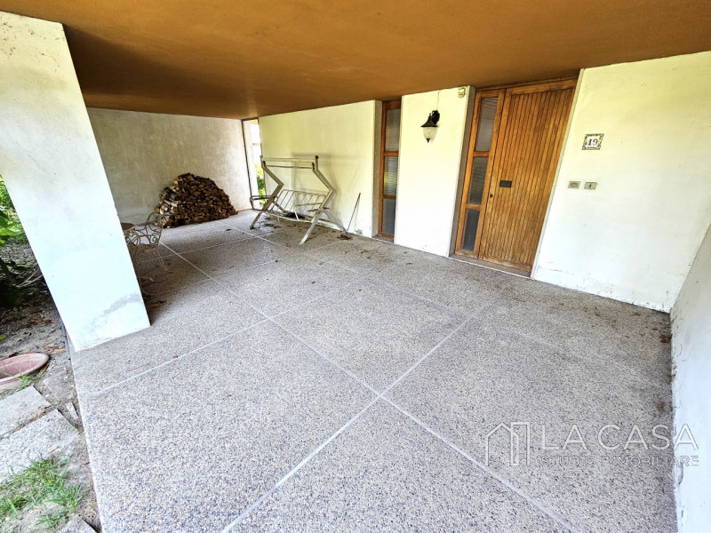 Immagine 5 di Villa in vendita  in Viale Trieste a Valvasone Arzene