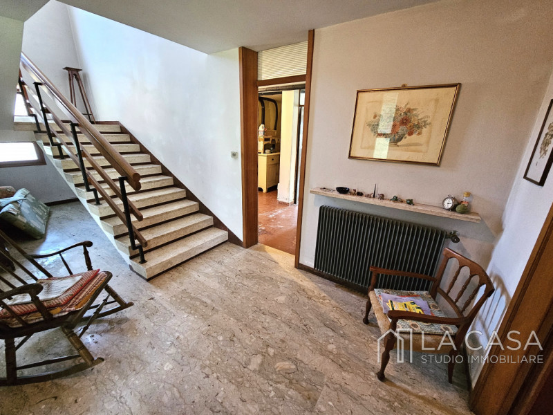 Immagine 7 di Villa in vendita  in Viale Trieste a Valvasone Arzene