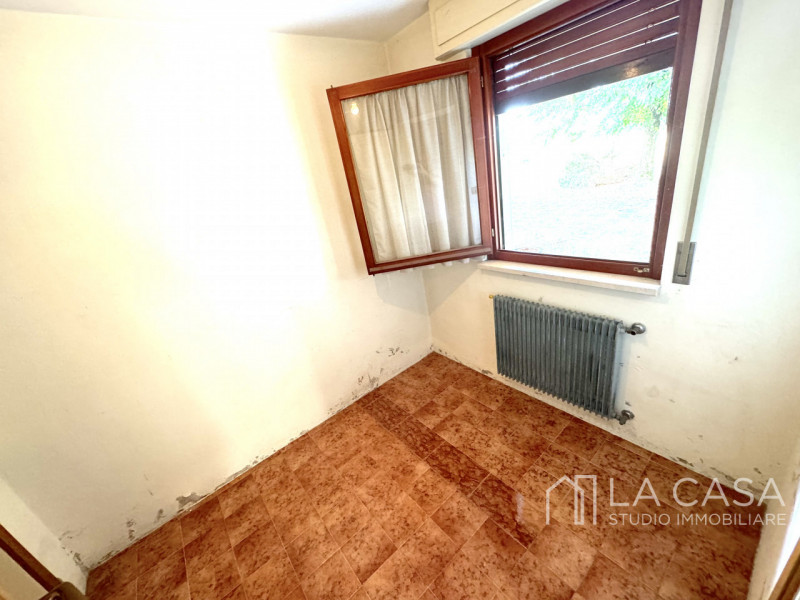 Immagine 35 di Villa in vendita  in Viale Trieste a Valvasone Arzene