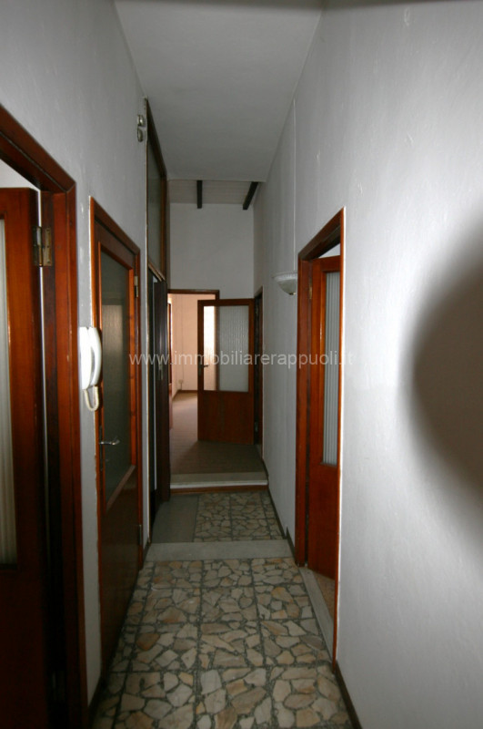 Immagine 17 di Casa indipendente in vendita  a Lucignano