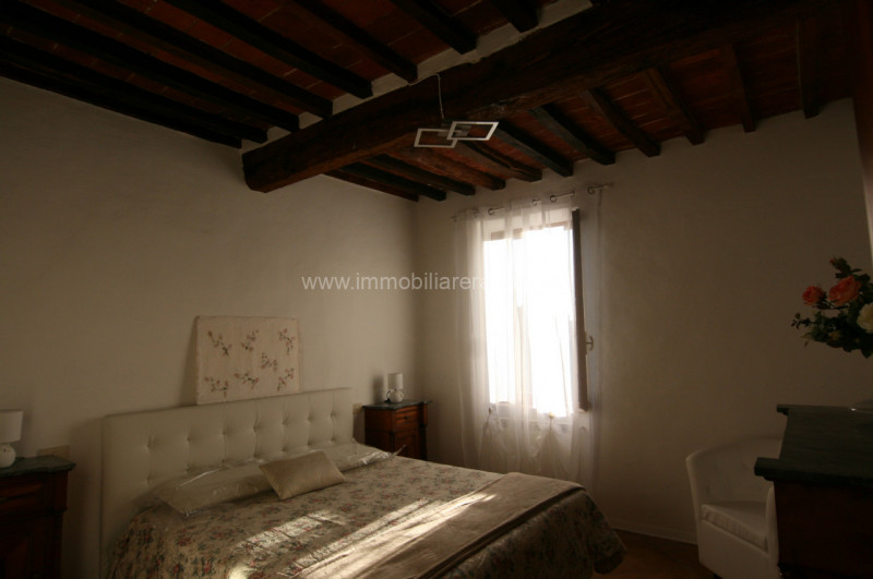 Immagine 8 di Appartamento in vendita  a Sinalunga