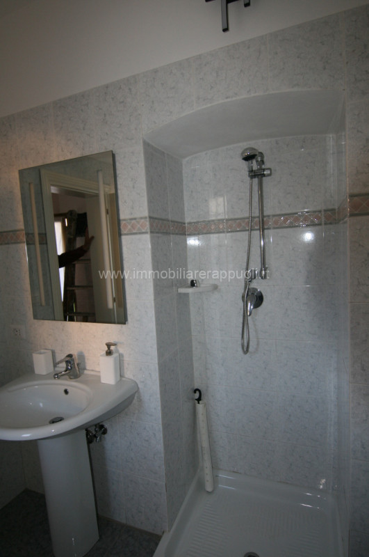 Immagine 16 di Appartamento in vendita  a Sinalunga