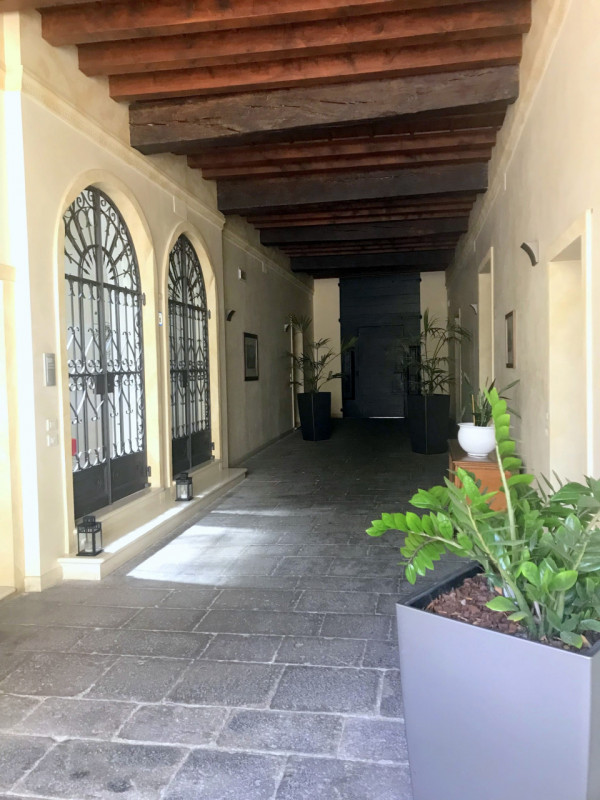 Immagine 1 di Palazzo in vendita  in VIA CESARE BATTISTI a Padova
