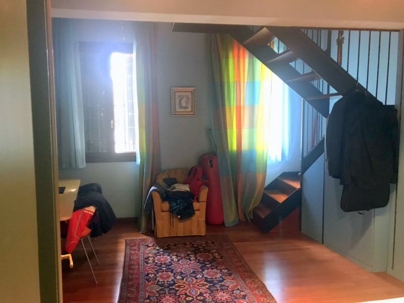 Immagine 11 di Palazzo in vendita  in VIA CESARE BATTISTI a Padova