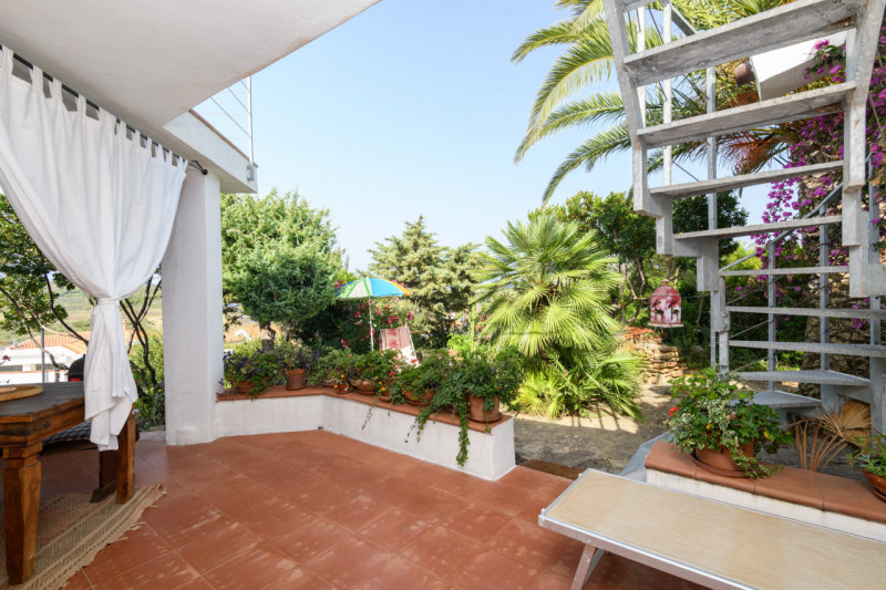 Immagine 20 di Villa in vendita  in via dei pescatori a Olbia