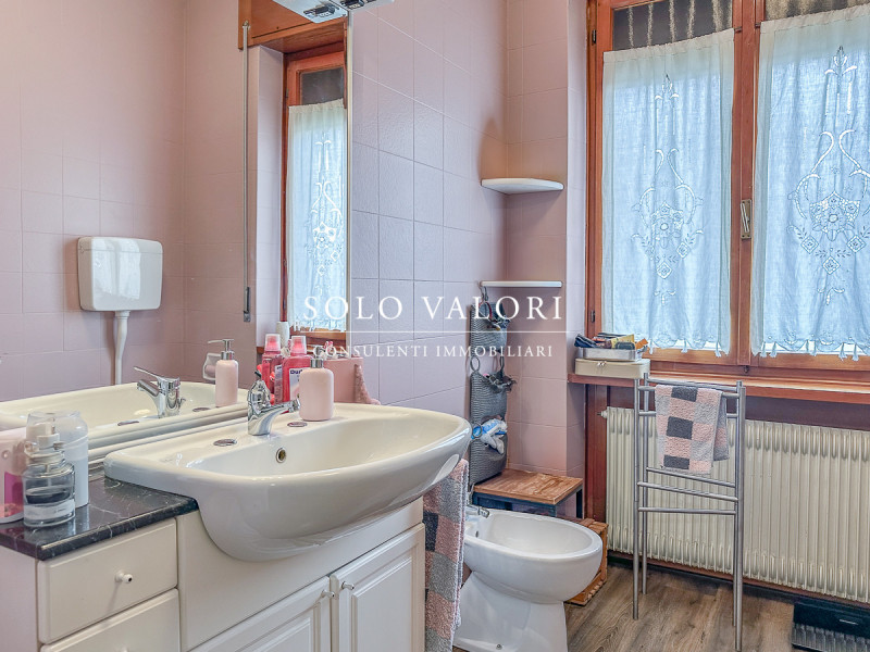 Immagine 12 di Casa indipendente in vendita  a Marostica