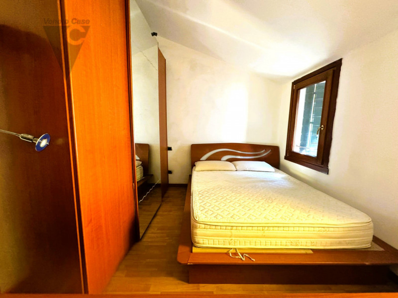 Immagine 11 di Negozio in vendita  in Via dell'artigianato a Padova