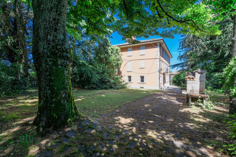 Immagine 1 di Villa in vendita  in Via Lagune a Sasso Marconi