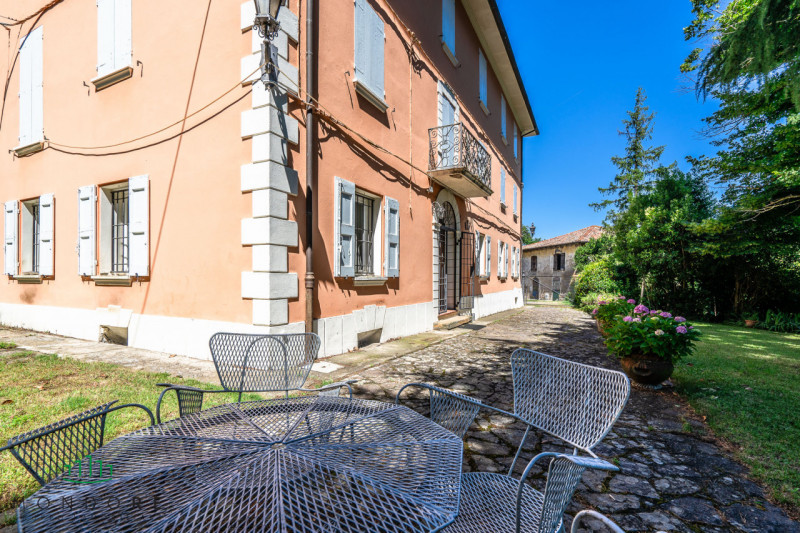 Immagine 7 di Villa in vendita  in Via Lagune a Sasso Marconi