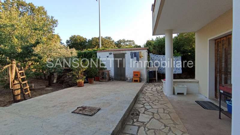 Immagine 9 di Villa in vendita  in ANES a Fasano