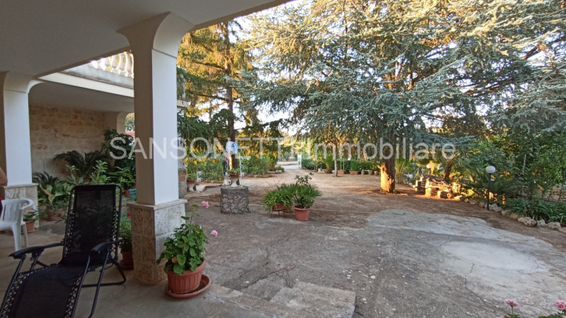 Immagine 16 di Villa in vendita  in ANES a Fasano