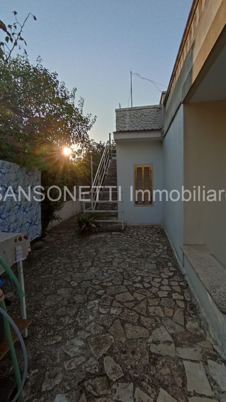 Immagine 43 di Villa in vendita  in ANES a Fasano