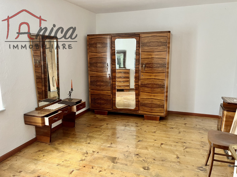 Immagine 2 di Casa bifamiliare in vendita  in Via Roma a Castello Tesino