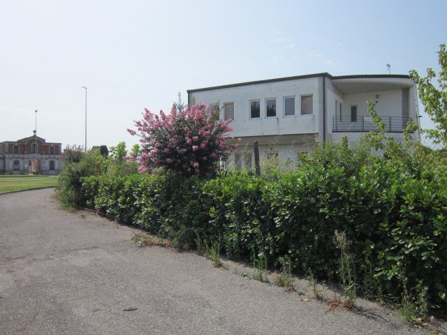 Immagine 12 di Capannone industriale in vendita  in gracco spaziani a Castel D'ario