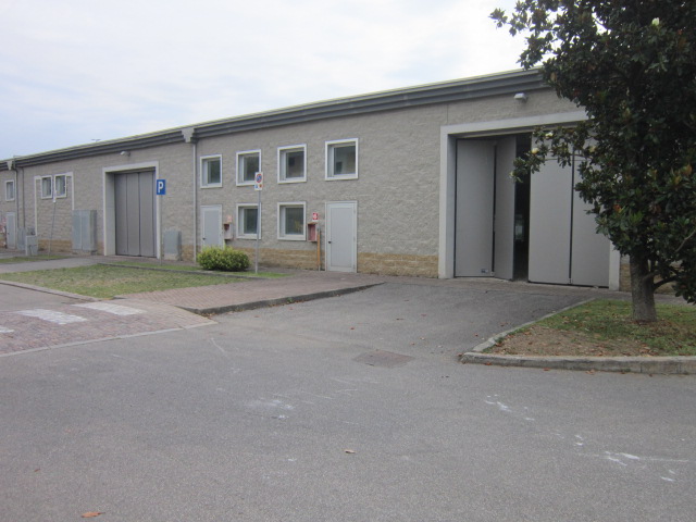 Immagine 2 di Capannone industriale in vendita  in Chiari via Brescia a Chiari