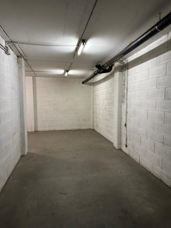 Immagine 9 di Negozio in affitto  in Via Duccio di Buoninsegna 11 a Assago