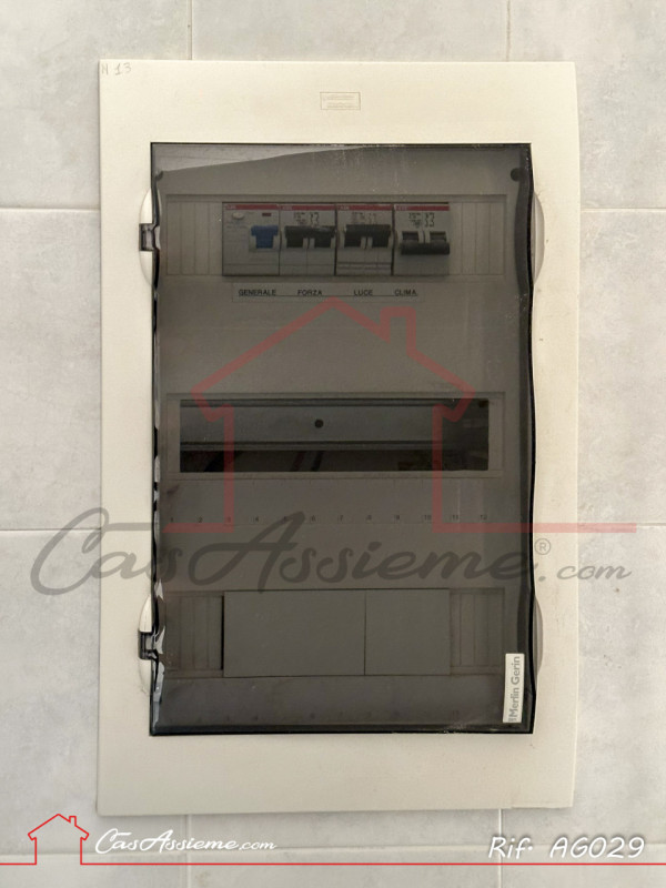 Immagine 12 di Negozio in vendita  a Tombolo