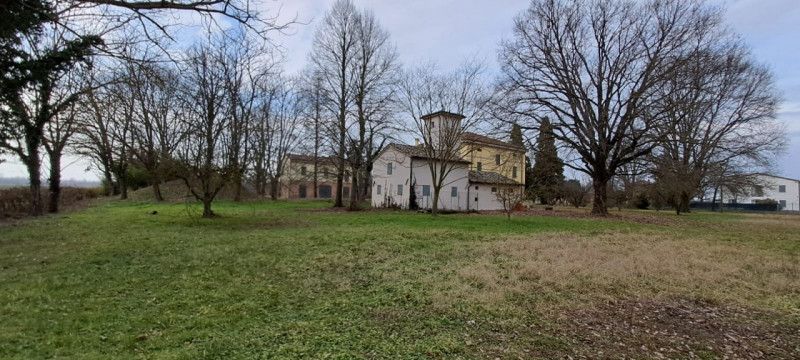 Immagine 36 di Villa in vendita  in VIA SAN MATTEO a Medolla