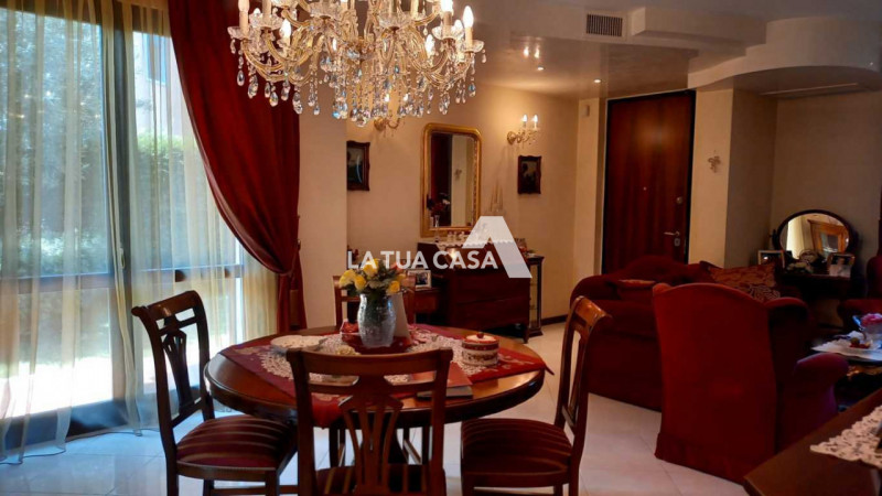 Immagine 13 di Villetta a schiera in vendita  a Villafranca Di Verona