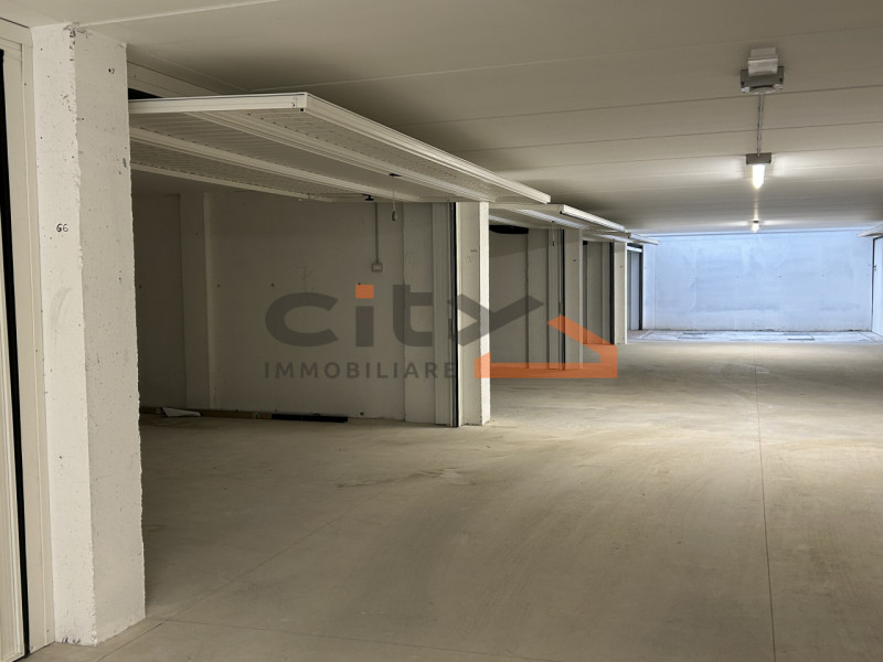 Immagine 13 di Attico in vendita  a Cassola