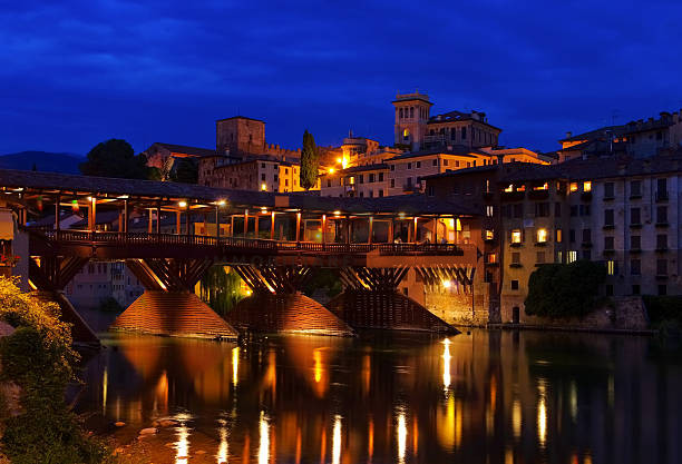 Immagine 7 di Terreno in vendita  a Romano D'ezzelino