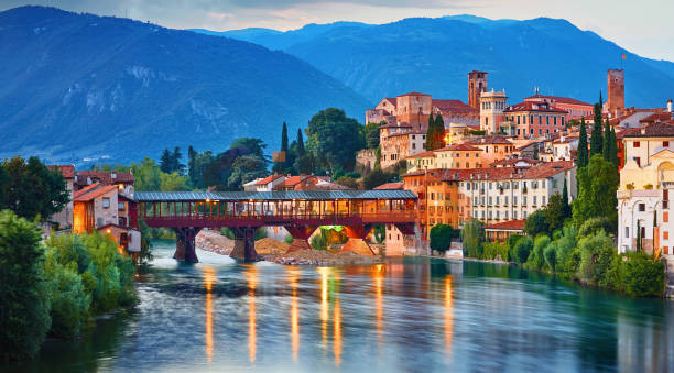 Immagine 8 di Terreno in vendita  a Romano D'ezzelino