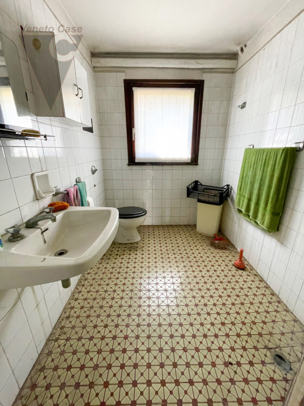 Immagine 17 di Casa indipendente in vendita  a Ponte San Nicolò