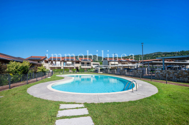 Immagine 2 di Appartamento in vendita  in VIA DON LUIGI STURZO a Garda