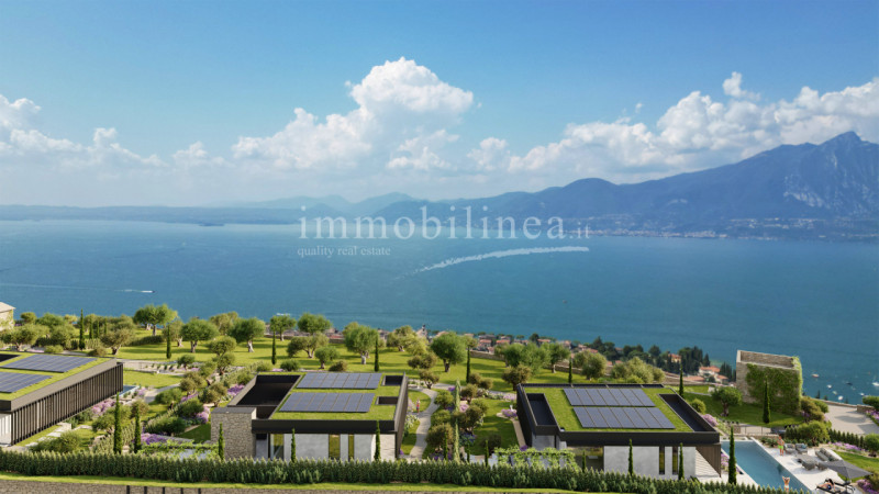 Immagine 1 di Villa in vendita  in Ville Benacvs a Torri Del Benaco