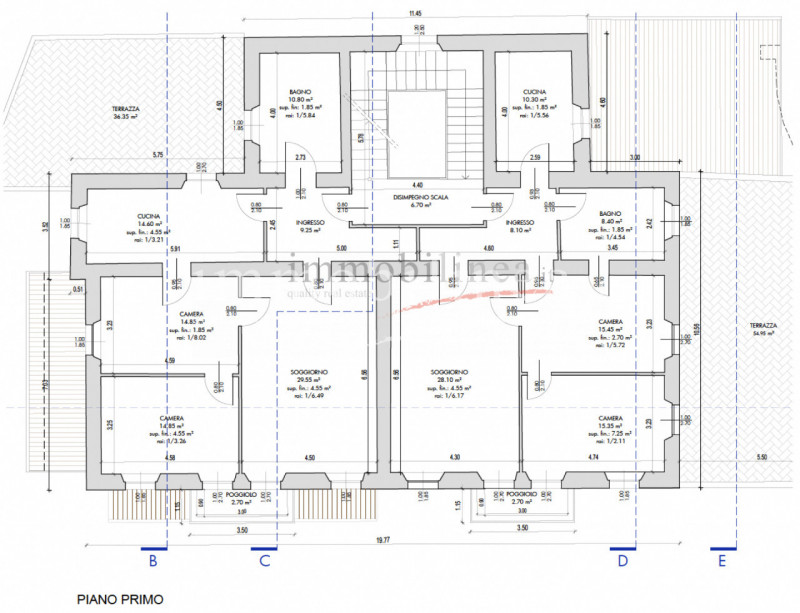 Immagine 4 di Casa quadrifamiliare in vendita  in Via Fratelli Lavanda a Torri Del Benaco