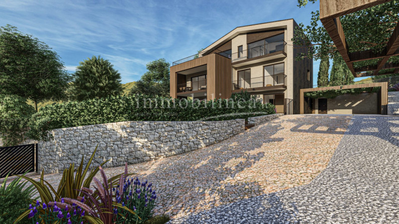 Immagine 7 di Appartamento in vendita  a Torri Del Benaco