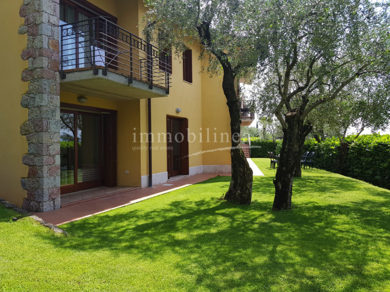 Immagine 20 di Villa in vendita  in Luigi Pirandello a Torri Del Benaco