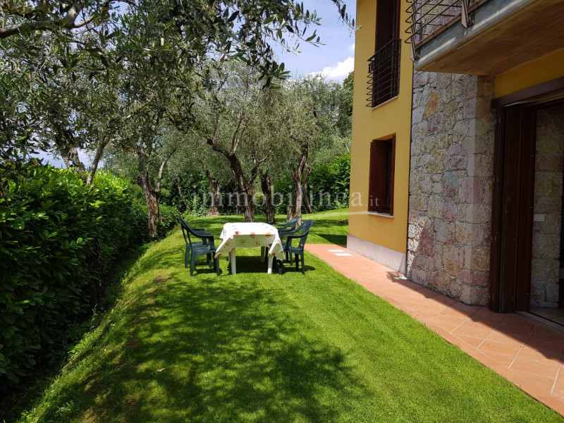 Immagine 21 di Villa in vendita  in Luigi Pirandello a Torri Del Benaco