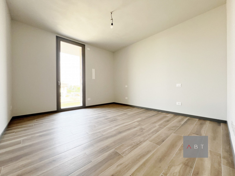 Immagine 4 di Villetta a schiera in vendita  a San Martino Di Lupari