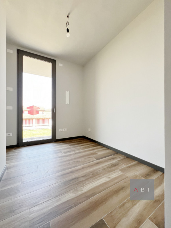 Immagine 8 di Villetta a schiera in vendita  a San Martino Di Lupari