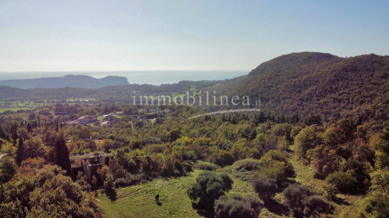 Immagine 7 di Hotel in vendita  in Zel a Costermano sul Garda