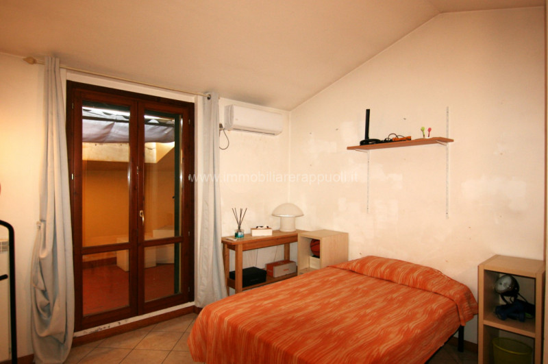 Immagine 9 di Villetta a schiera in vendita  in Sinalunga VIA TRIESTE a Sinalunga