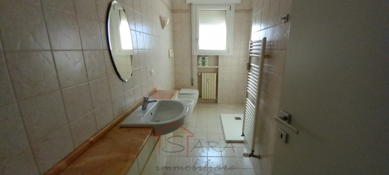 Immagine 15 di Camera in affitto  in Via Chiesanuova 59 a Padova