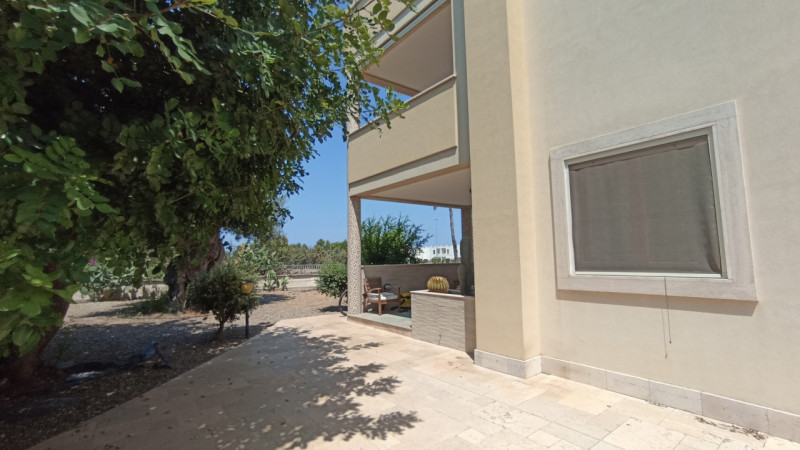 Immagine 8 di Villa in vendita  in CASAV a Fasano