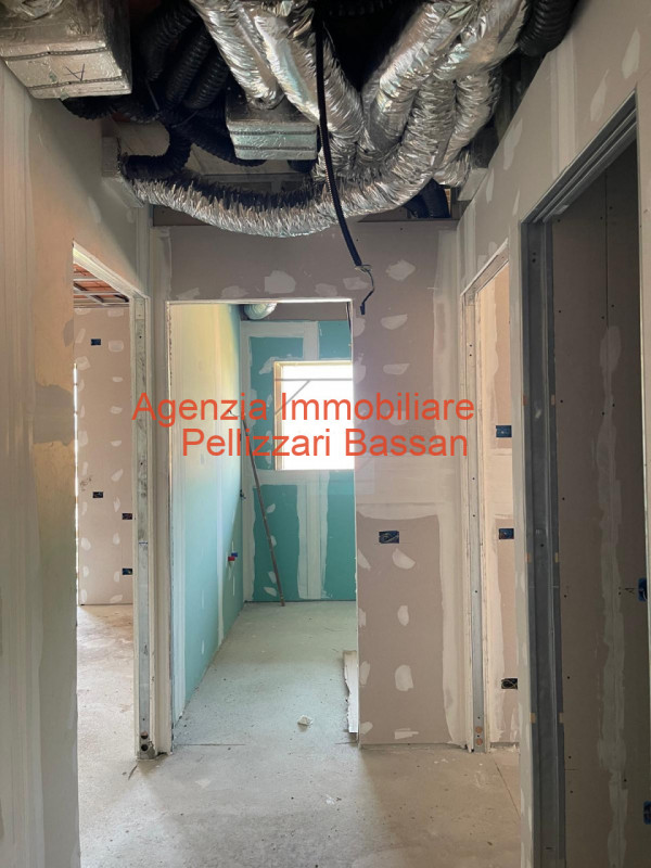 Immagine 11 di Appartamento in vendita  a Spresiano