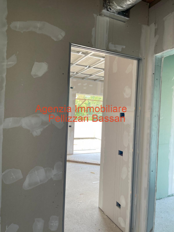 Immagine 12 di Appartamento in vendita  a Spresiano