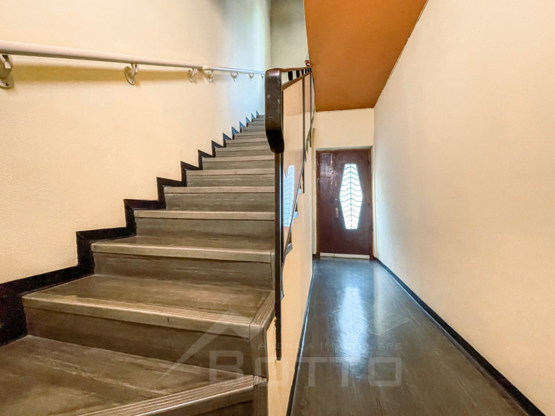 Immagine 24 di Casa indipendente in vendita  in Via Omegna 16 a Arola