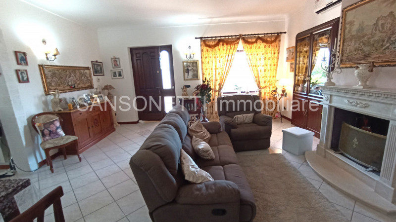 Immagine 22 di Villa in vendita  in Fascianello a Fasano