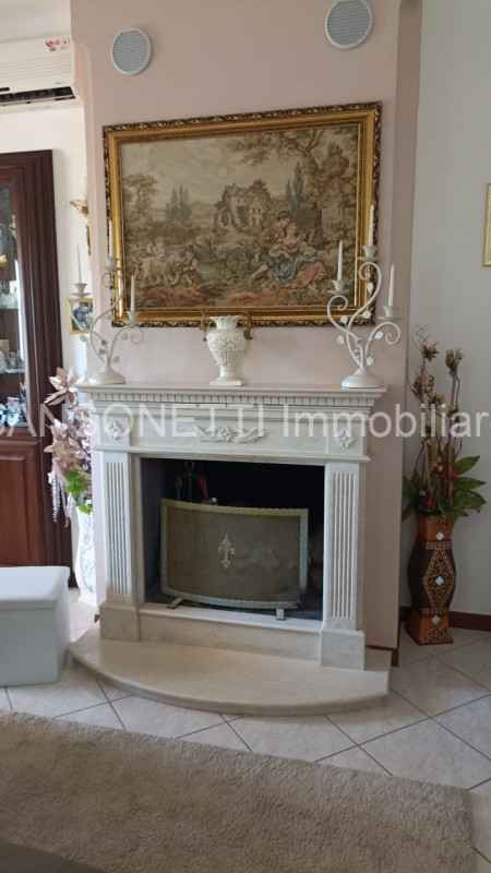 Immagine 23 di Villa in vendita  in Fascianello a Fasano